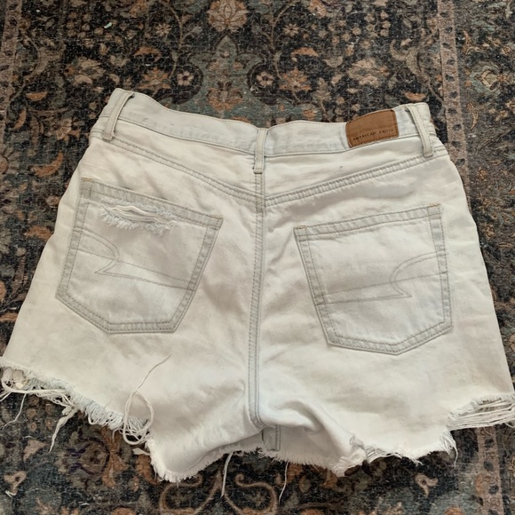 American Eagle Light Wash Shorts - Picture 3 of 6